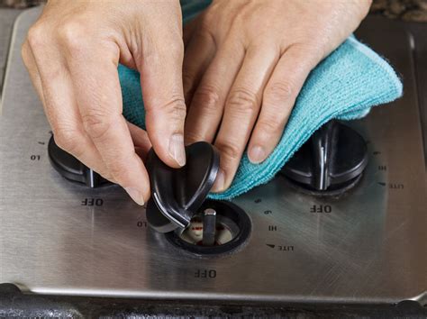 how to take knobs off stove